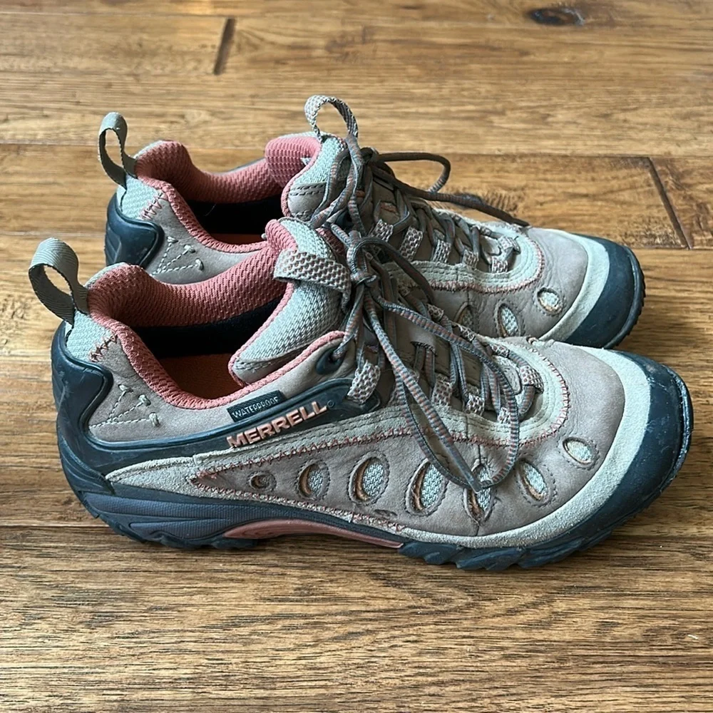 Merrell Chameleon Arc 2 Waterproof Shoes Stone Bombay Brown Womens Size 6.5